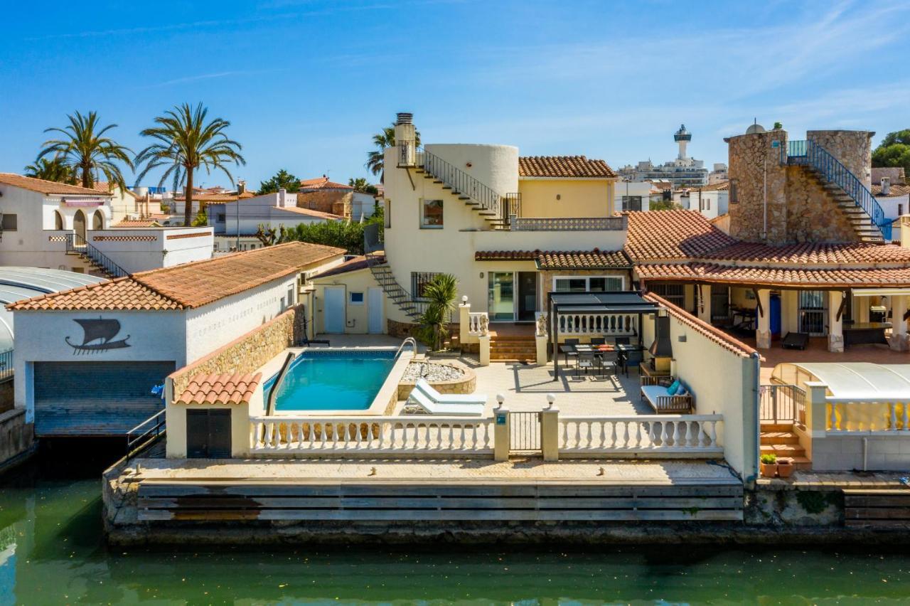 Welcs Villa Falconera 017 Emp Con Piscina Privada Empuriabrava Exteriör bild